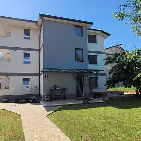 Apartments Doris Malinska Zewnętrze zdjęcie